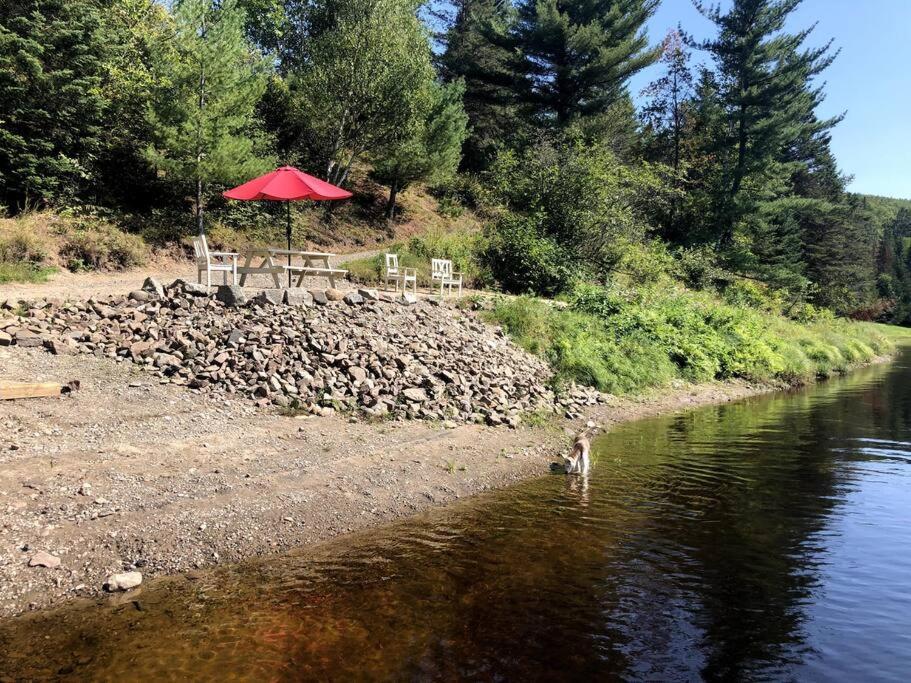 Bord Du St-maurice Chalet