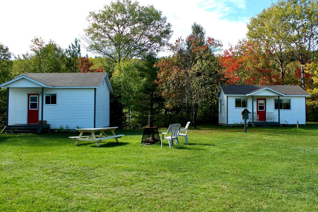 Bord Du St-maurice Chalet La Tuque